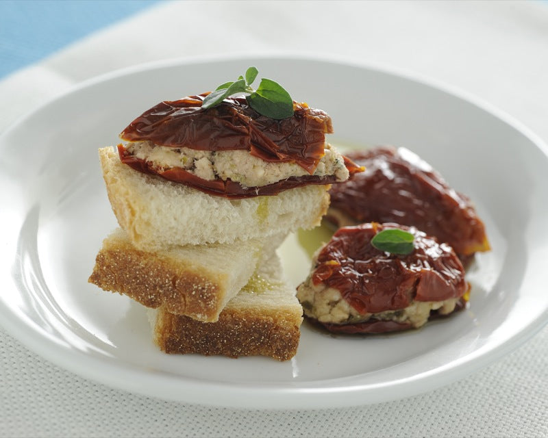 Stuffed Sun-Dried Tomatoes with Tuna and Capers: A Flavorful DIY Recipe