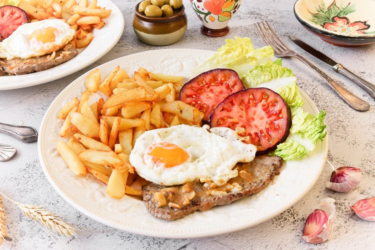 Prego no Prato Recipe: Portuguese Steak with Fried Egg