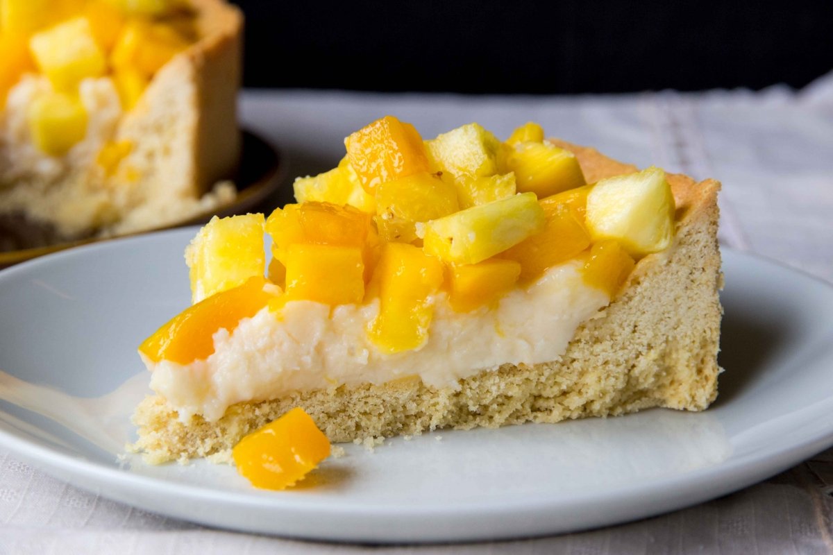 Mango Pineapple Tart Tropical Dessert Recipe - grandgoldman.com