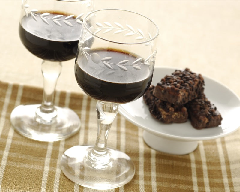 Coffee and Vanilla Ratafià: A DIY Italian Liqueur Recipe