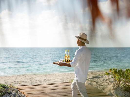 Is it Rude Not To Tip at All Inclusive Resorts? Full Guide (How & When To Do It)
