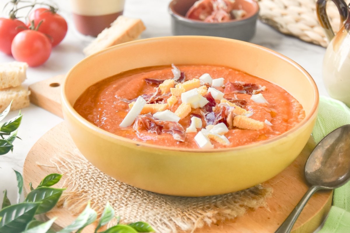 Salmorejo Cordobés Recipe: Authentic Spanish Cold Soup
