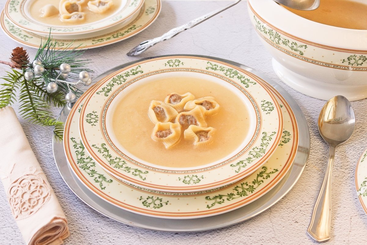Sopa de Navidad Recipe: Mallorcan Christmas Soup with Galets