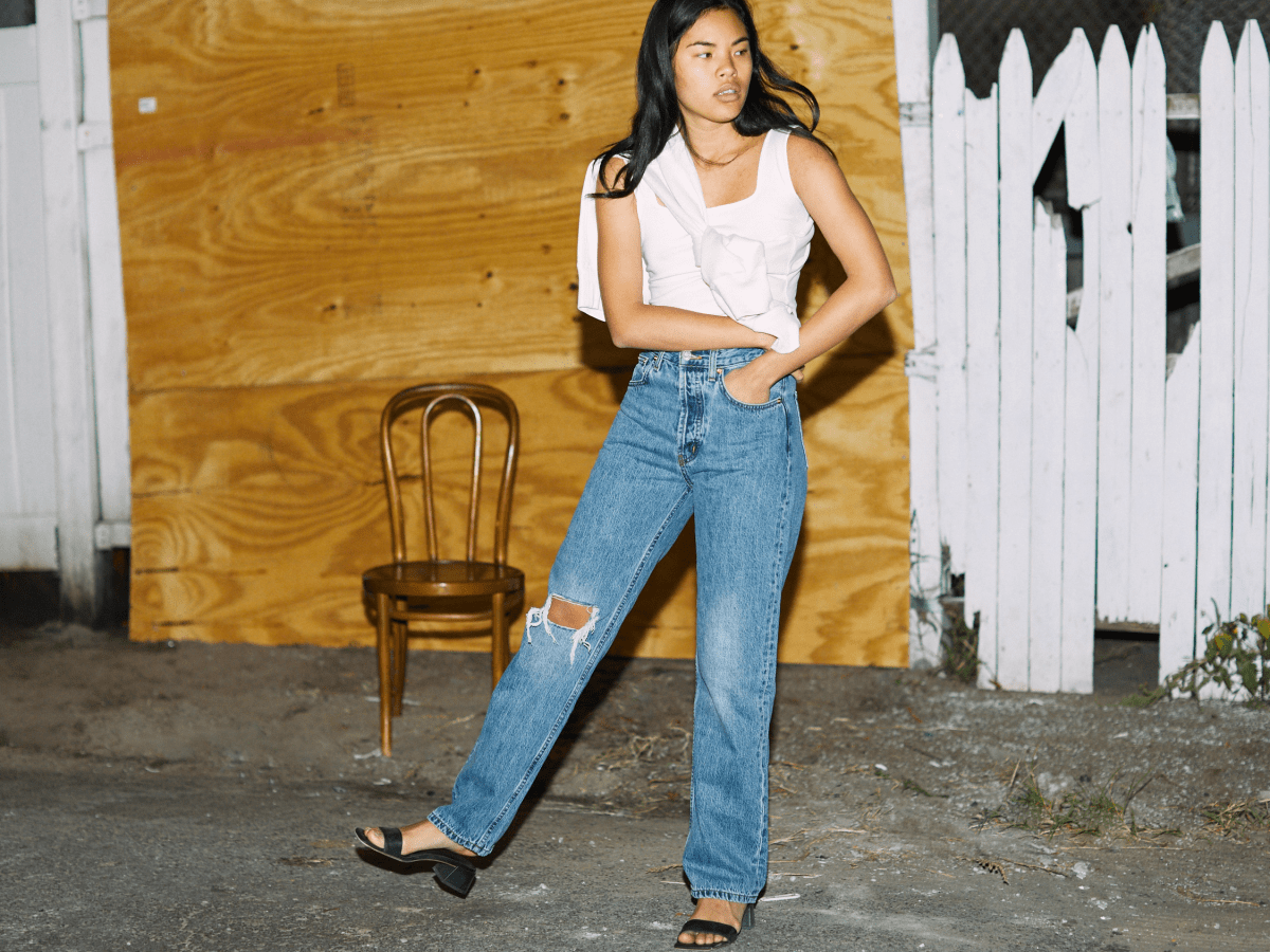 Old Money Jeans for Women: 17 Chic Styles for a Refined Look - grandgoldman.com
