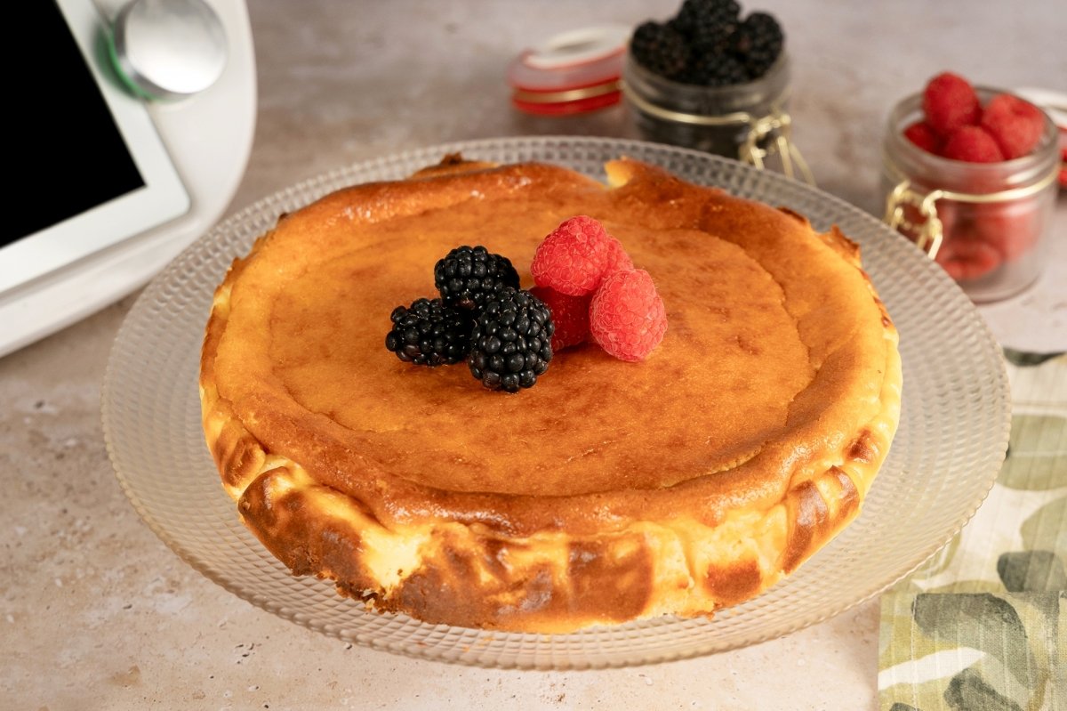 Baked Cheesecake in Thermomix: Creamy Spanish Classic (58 characters)