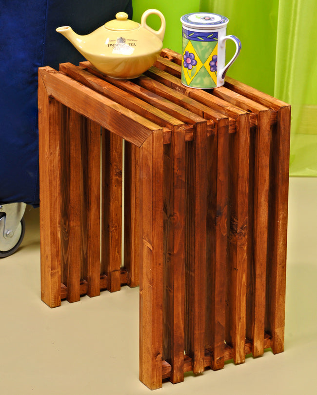 Designer DIY Side Table: A Rustic Build with Modern Style