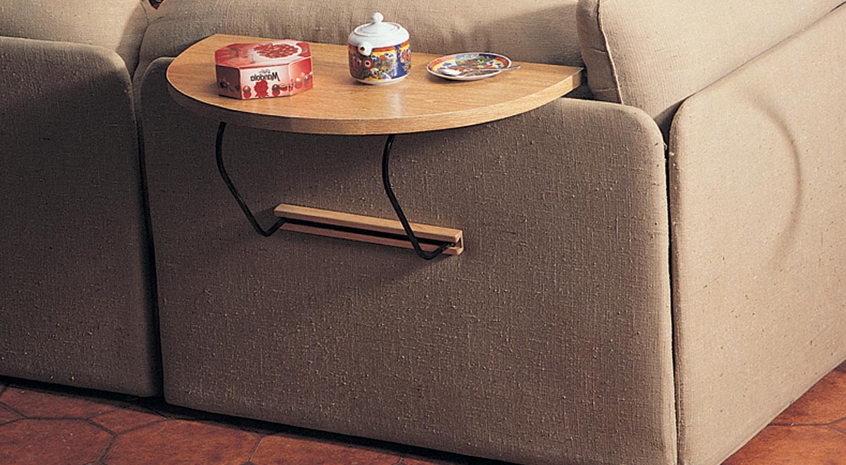 DIY Couch Side Table: A Smart Wood & Metal Project