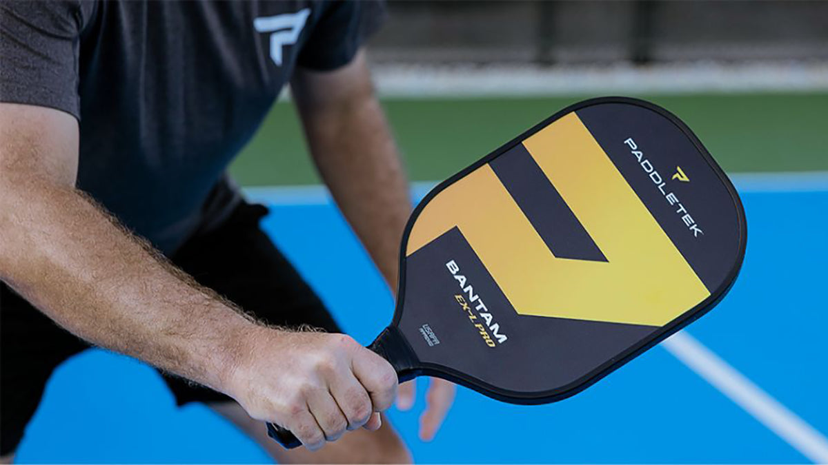 10 Best Small Grip Pickleball Paddles (Reviews)