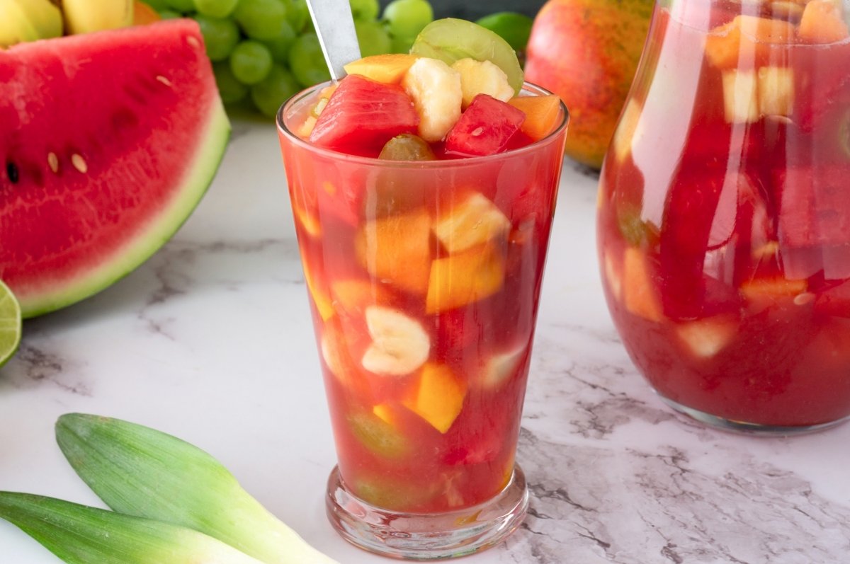 Tizana Venezolana Recipe: Refreshing Tropical Fruit Drink