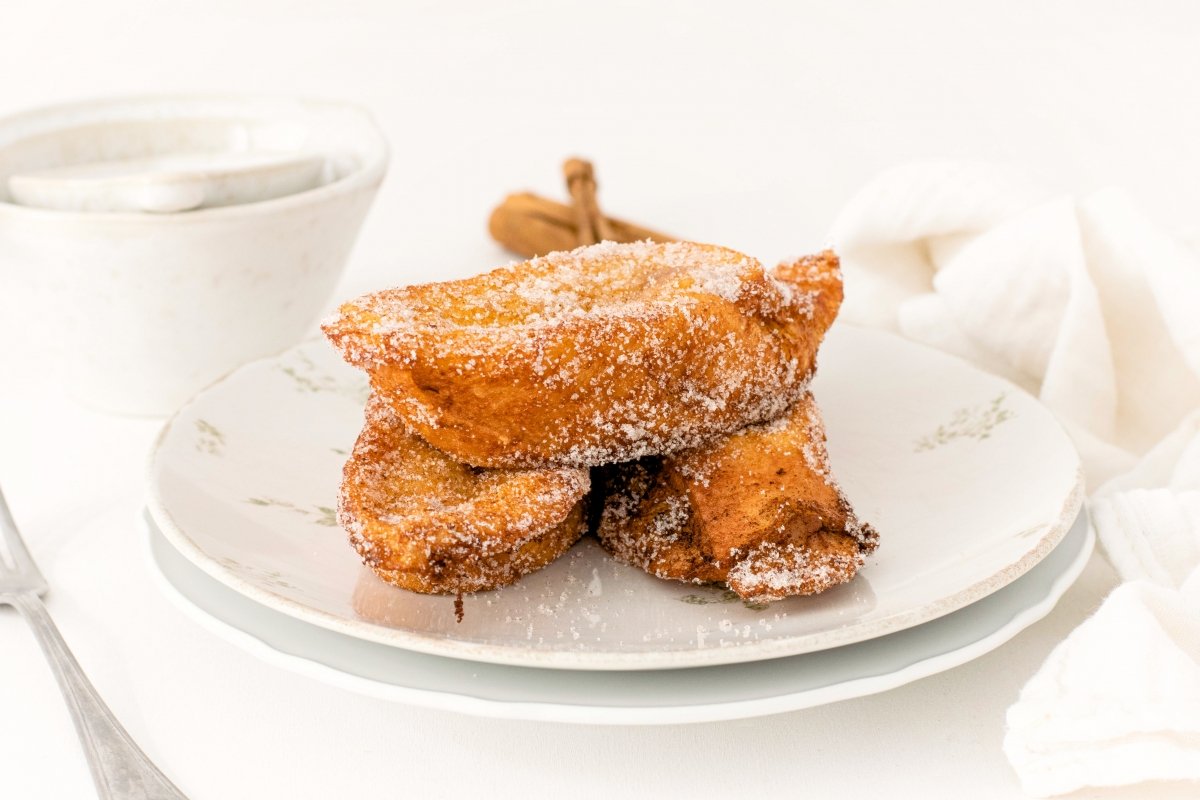 Torrijas de Leche: Classic Spanish Easter Bread Pudding Treat
59