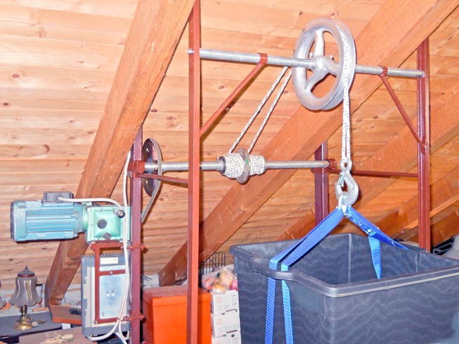 DIY Electric Ceiling Hoist: Easy Attic Lift Solution