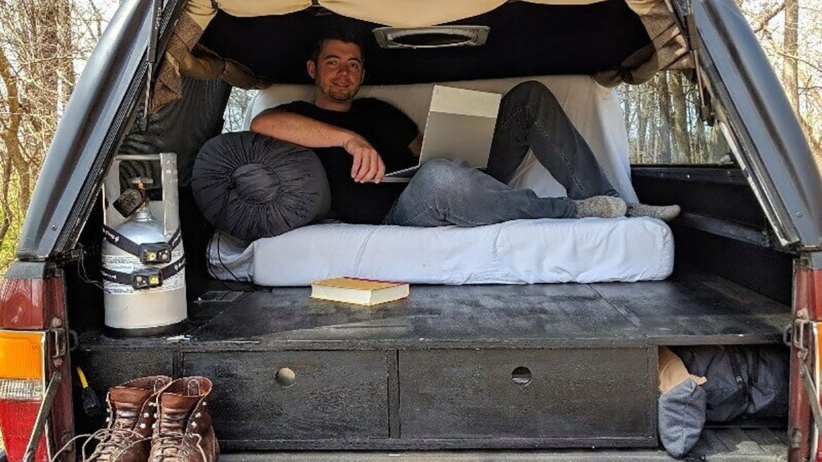 Best Truck Bed Air Mattress - Grand Goldman