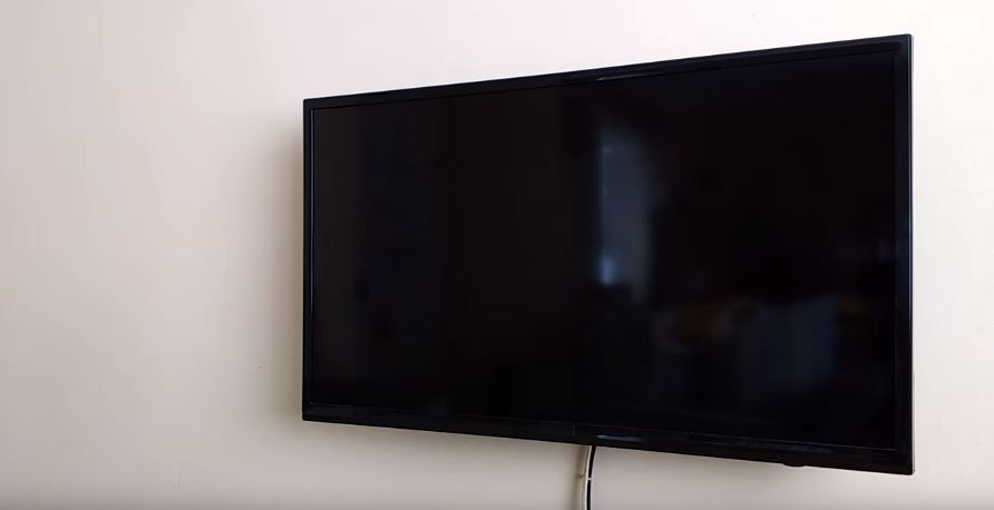 Learn how to hide the television wiring in a simple way - grandgoldman.com