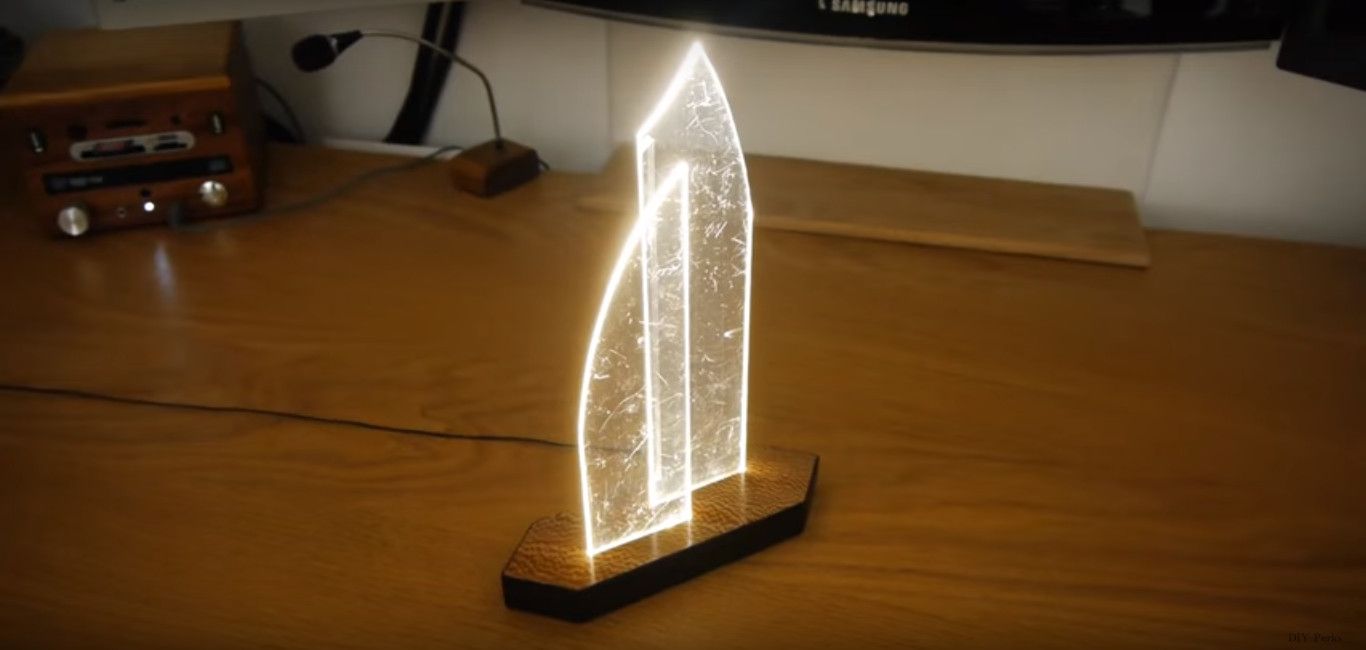 How to make your own shard light for your bedroom - grandgoldman.com