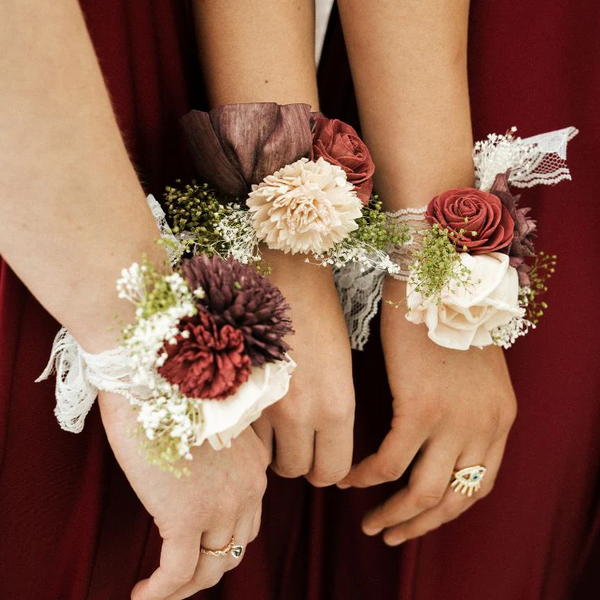 Corsage for Prom – Elegant Wrist and Pin-On Floral Accessories