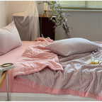 Fresh Plaid Summer Quilt High Quality Double-sided SummerQuilts Queen Bed Quilt Simple Luxury Comforter  Bedding Versatility Lightweight Bedding Sleep Blanket For Bedrooms And Airy Living Area