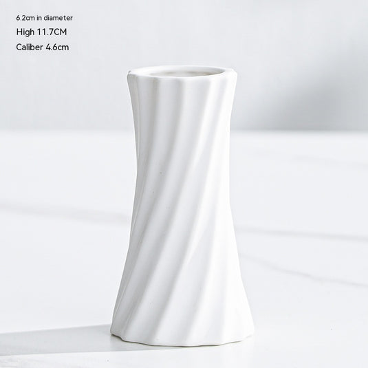 Nordic Simple Ceramic Lines Small Vase