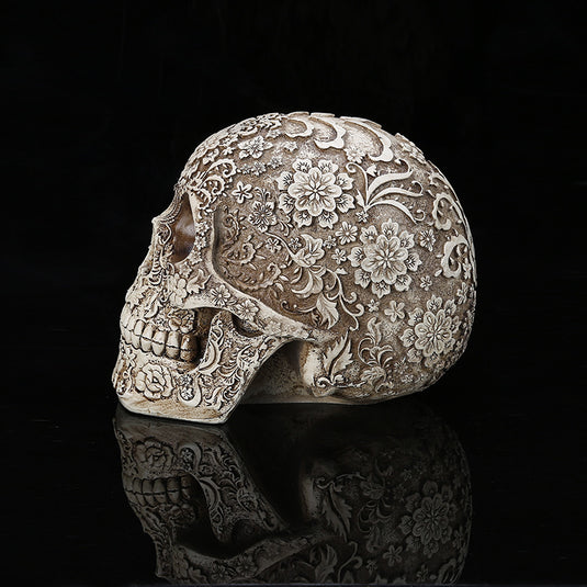 Home Decor Resin Crafts Plum Blossoms Sculptures Garden Statues Creative Art Carving Statue Medical Model Human Skull