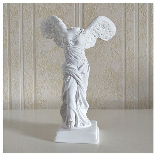 14cm High Resin Victory Statuette In Nordic Style - Grand Goldman