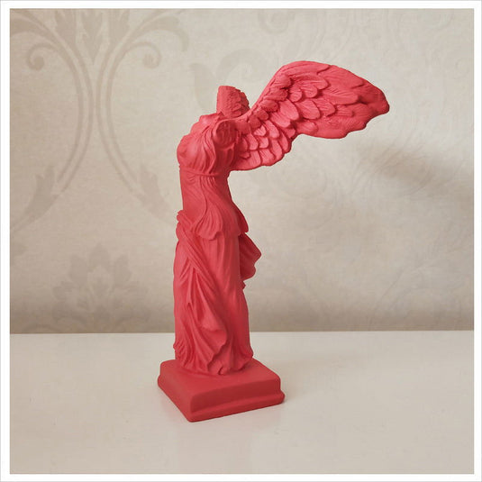 14cm High Resin Victory Statuette In Nordic Style - Grand Goldman