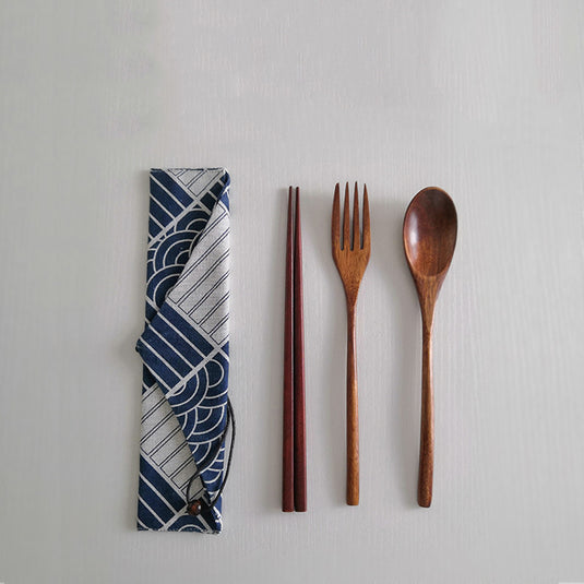 Bærbart sæt med ske og gaffel i japansk stil