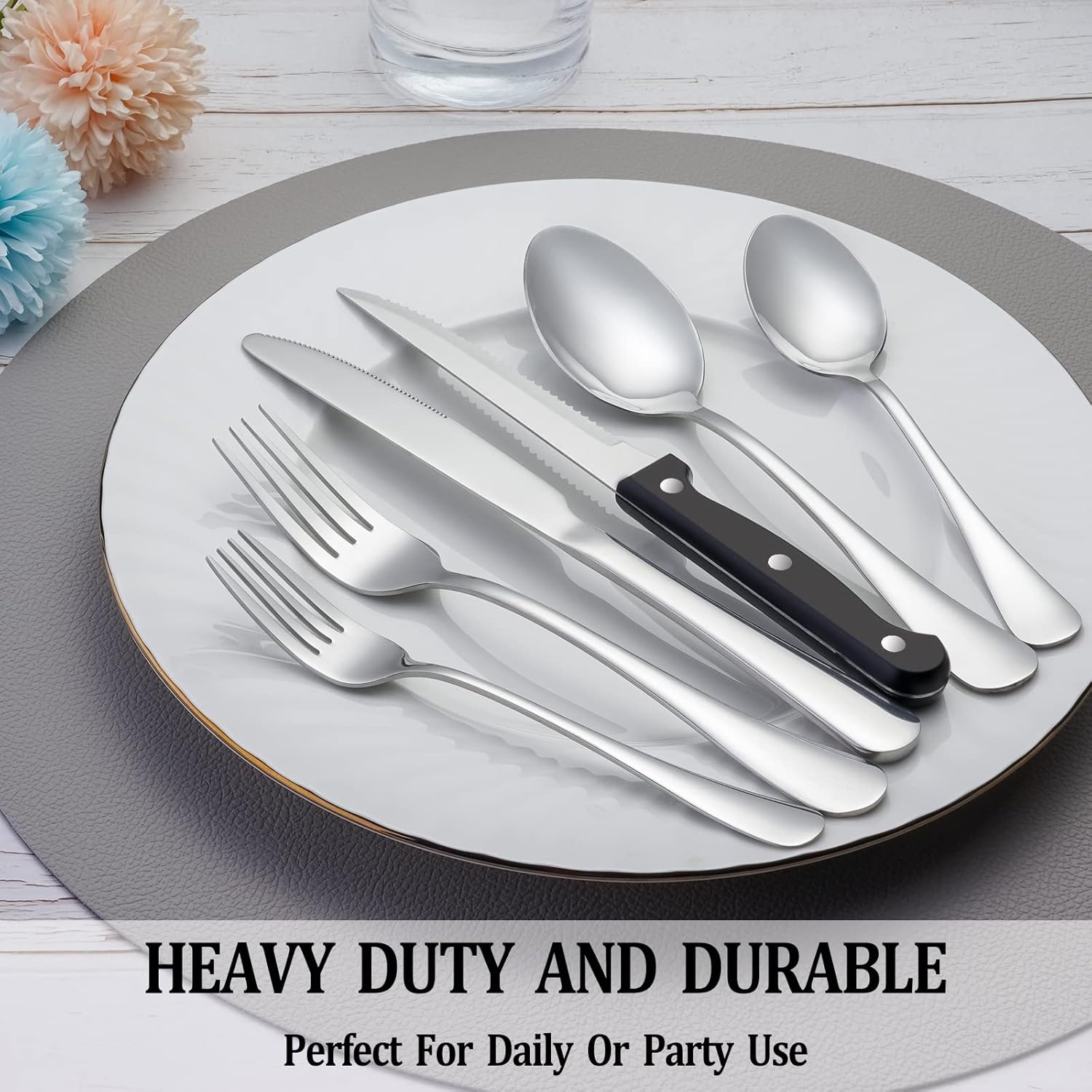 24 Pcs Silverware Set with Steak Knives Service for 4,Stainless Steel Flatware Set,Mirror Polished Cutlery Utensil Set,Home Kitchen Eating Tableware Set,Include Fork Knife Spoon Set,Dishwasher Safe - Grand Goldman