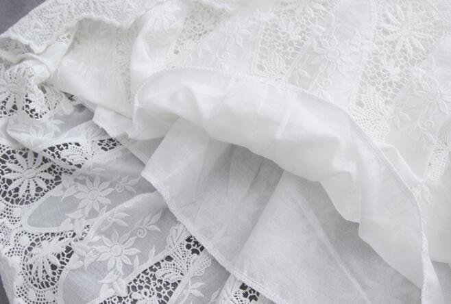 Hul blonder nederdel