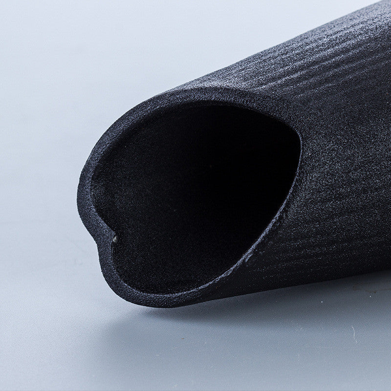 Vaso in ceramica fatto a mano