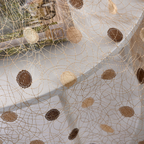 Proste zasłony zaciemniające