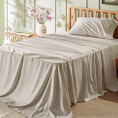 Bedsure Queen Sheet Set - Soft, Breathable and Durable Embossed Design Bed Sheets(Grey), 4 Pieces Hotel Luxury Queen Sheets, Easy Care Polyester Microfiber Cooling Bed Sheet Set for Queen Size Bed
