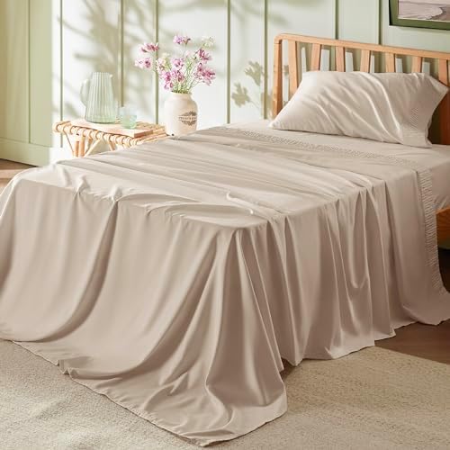 Bedsure Queen Sheet Set - Soft, Breathable and Durable Embossed Design Bed Sheets(Grey), 4 Pieces Hotel Luxury Queen Sheets, Easy Care Polyester Microfiber Cooling Bed Sheet Set for Queen Size Bed