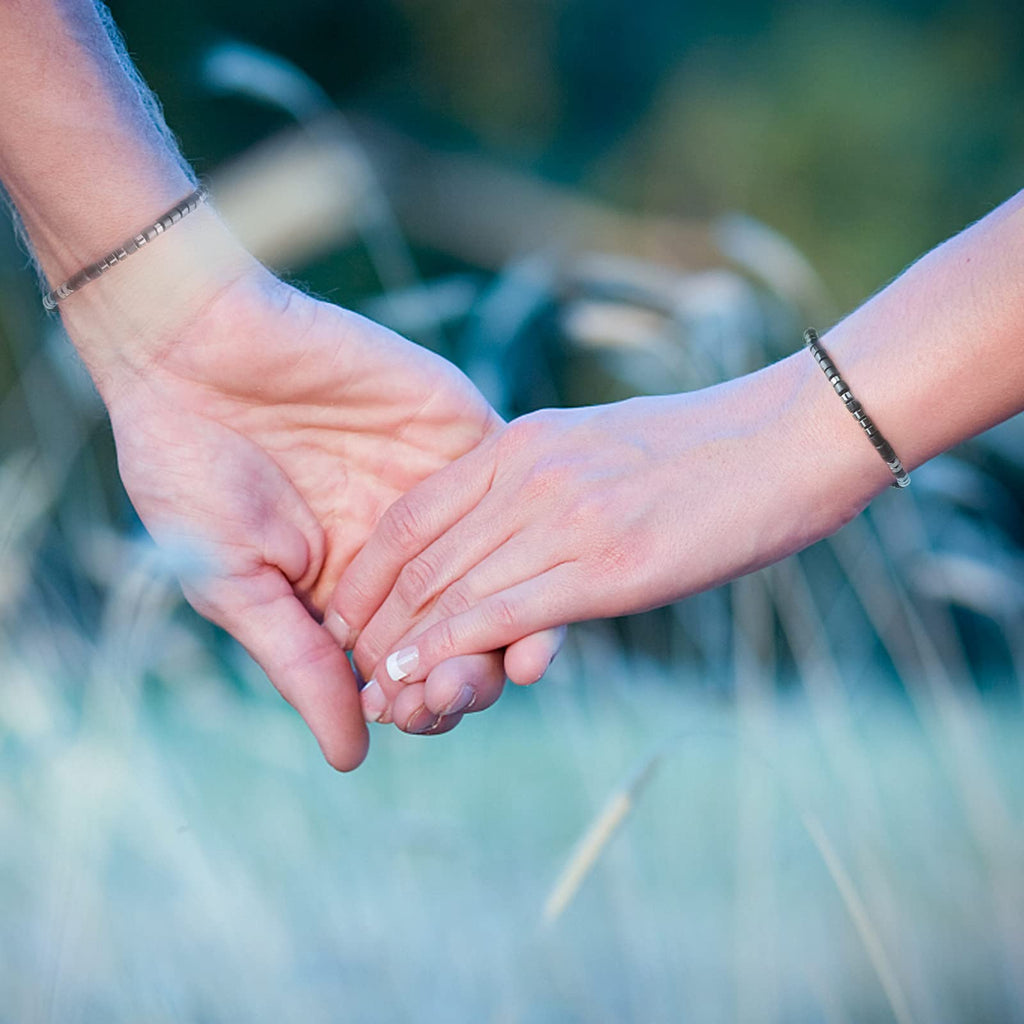 KDQUEERY 2 PCS Morse Code Bracelets for Women Men, I Love You String Adjustable Matching Bracelets Gifts for Couples Mom Daughter Best Friend Inspirational bracelets with Black Hematite Beads