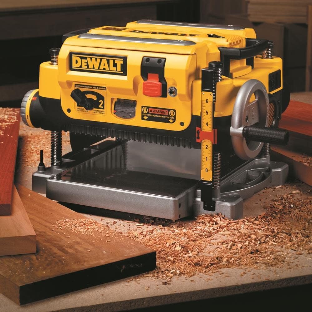 DEWALT Thickness Planer, Two Speed, 13-inch, 15 Amp, 20,000 RPM Motor (DW735X)