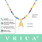 Colliers initiaux colorés VRIUA pour femmes – Collier lettre bulle A Collier fait main perlé Colliers délicats d'été pour la plage Colliers bohèmes pour femmes Collier ras du cou mignon tendance bijoux