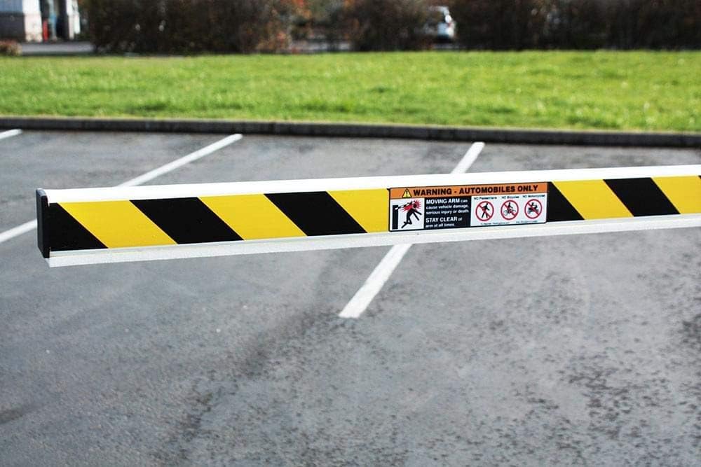 Case of 6 10 ft. PVC Gate Arms with 1 Reusable Metal Bracket