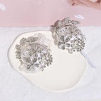 ست مچ‌بند وانلیان با مروارید و نگین، ست گل سینه و گل یقه برای عروسی، مهمانی فارغ‌التحصیلی، مهمانی (نقره‌ای سفید، ۲ قطعه)