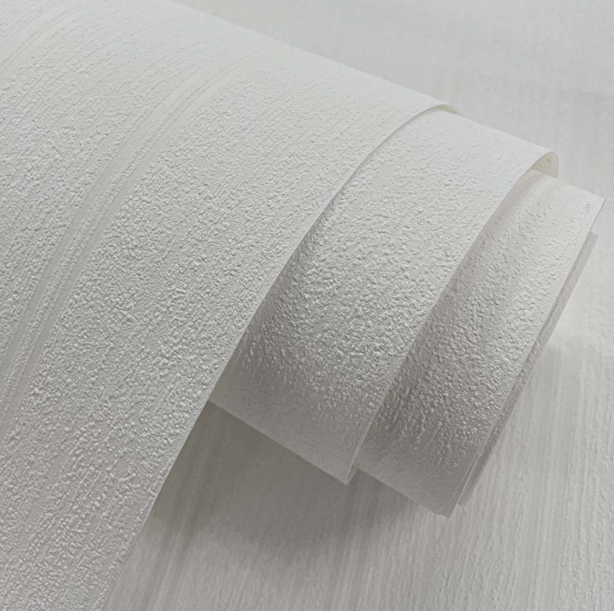 کاغذ دیواری بدون چسب با طرح تخته مروارید قابل رنگ‌آمیزی، سفید مایل به کرم، عرض ۲۰.۹ اینچ در طول ۳۳ فوت