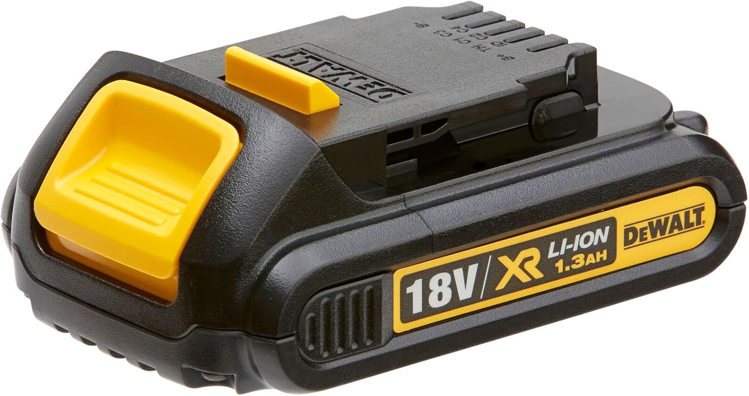 DEWALT 20V Max Cordless Drill/Driver Kit, 2 Batteries and Charger Included (DCD771C2)