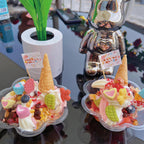 Legredic 50 Stück 8oz Plastik-Dessertbecher mit Löffeln, klare, blumenförmige Eisschalen, Party-Sundae-Servierschalen, Parfait-Vorspeisenbecher für Eis, Nüsse und Salat