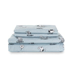 Zestaw pościeli Berkshire Blanket Peanuts® dla dzieci, rozmiar pełny - 4 części, Peanuts® mini pozy i łapy szare, urocze postacie Snoopy nadrukowane na miękkich mikrofibrowych prześcieradłach