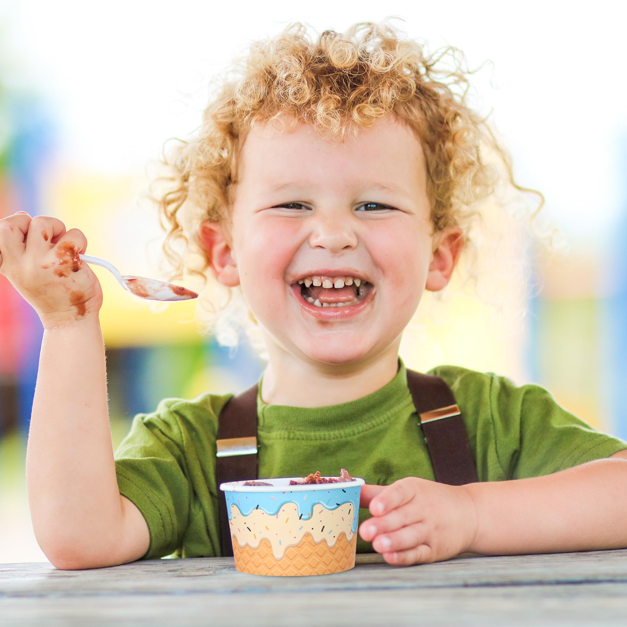 Aodaer 120 Stück 8 Unzen Einweg-Eiscremebehälter Sundae-Schalen Teeparty-Dekorationen Sommer-Snackbecher Papier-Dessert-Joghurt-Schalen Snack-Schalen Becher für Dessert Joghurt Party Bar Zubehör