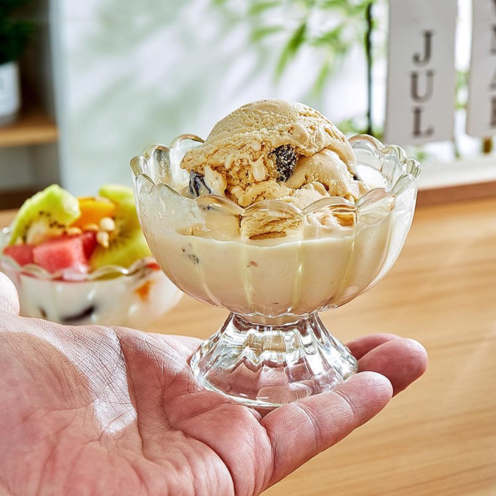 CHPINDAM Vintage Glass Dessert Bowls, Ice Cream cups, 5oz Dessert cups, for Sundae, Fruit, Ice Cream, Pudding, small snacks,Condiment (6)