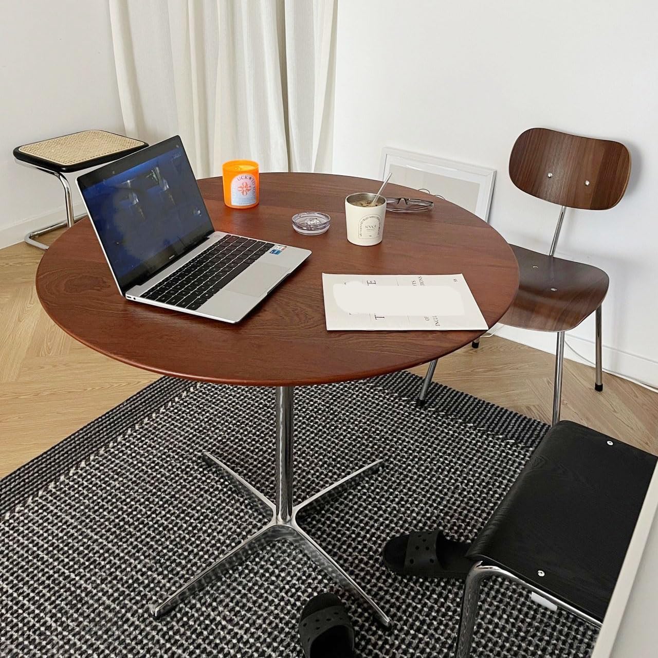 Dark Brown Round Solid Wood Dining Table Dining Furniture with Metal Crossed Base, 27.6" W Mid Century Modern Small Table Round for Office Small Coffee Table for 2-4