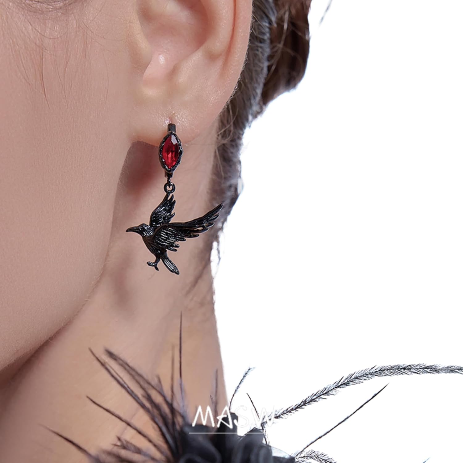 Hip-hop style gothic crow earrings red pendant earrings personalized animal jewelry fashion ladies jewelry M3499