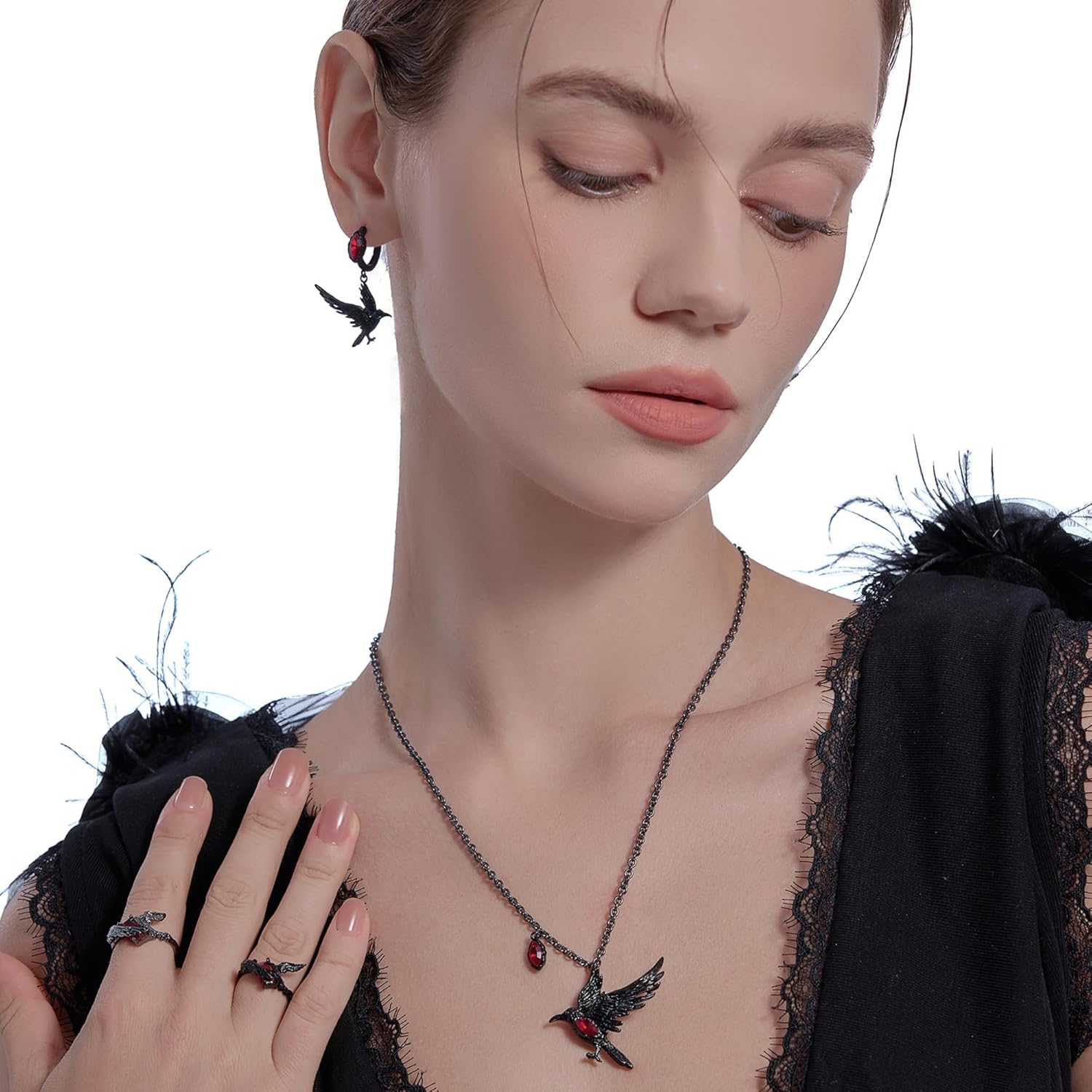 Hip-hop style gothic crow earrings red pendant earrings personalized animal jewelry fashion ladies jewelry M3499