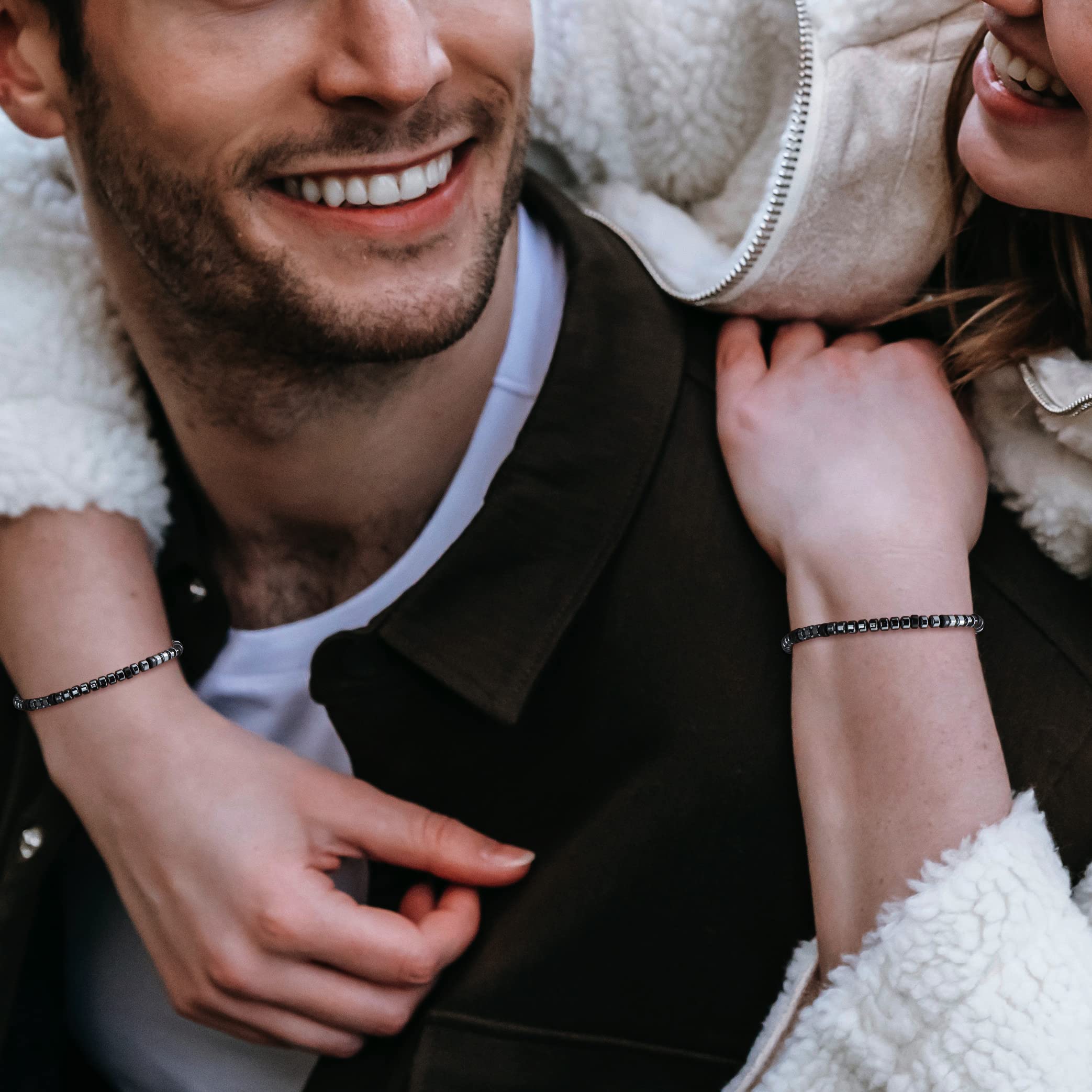 Cadeau pour femmes Crois en toi comme moi Bracelet inspirant en code Morse pour femmes hommes adolescents petit ami petite amie Message secret perles d'hématite avec cordon Bijoux Anniversaire Noël pour elle mère grand-mère