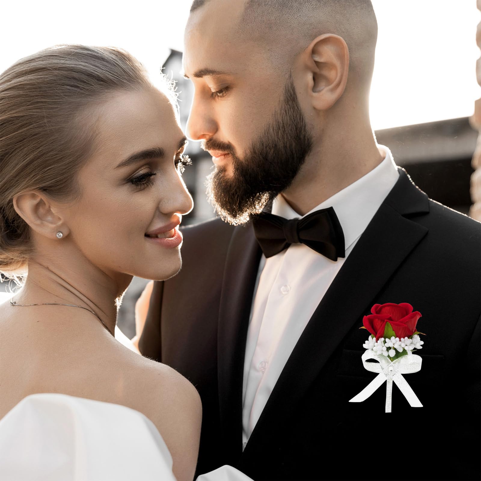 Vkkperp 2 stk. røde kunstige rosen corsage håndledsrem og herre boutonnierre sæt, til prom jakkesæt dekorationer bryllup fest blomster tilbehør