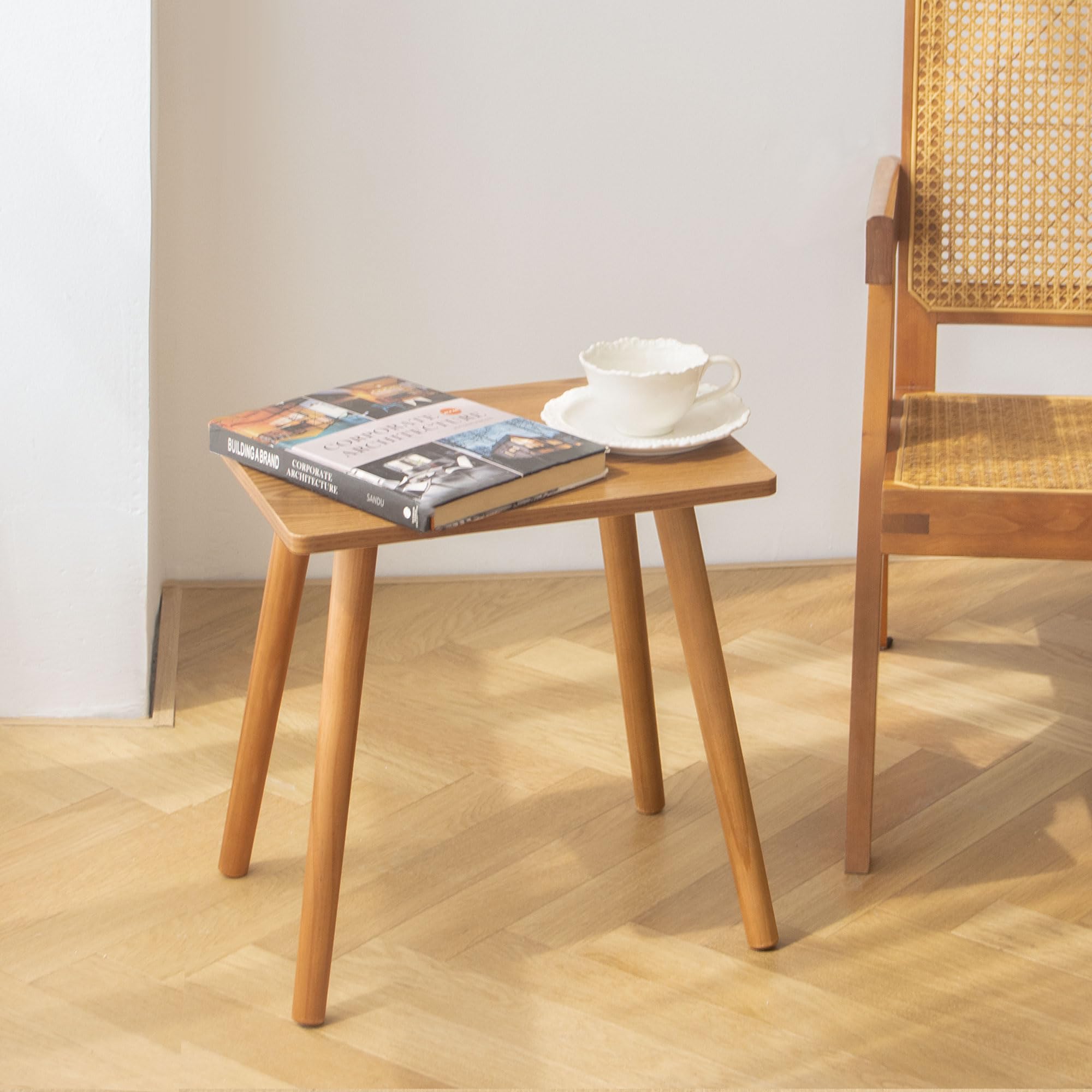 AWASEN Side Table, Small End Accent Table for Living Room Bedroom Office Small Spaces, Modern Wood Side Table Nightstand with Solid Wood, Easy Assembly, (Natural)