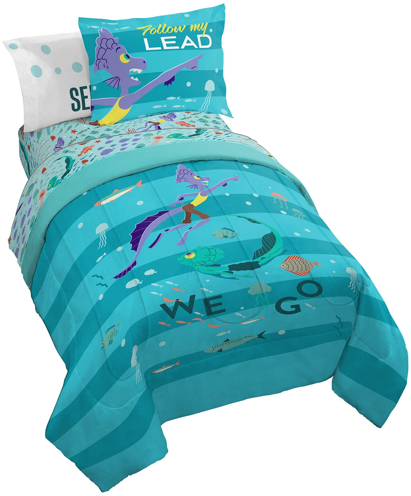 Jay Franco Minecraft Twin Comforter Set - 5 Piece Bedding Includes Sheet Set & Pillow Covers - Super Soft Kids Bedding Features Creeper & Zombie