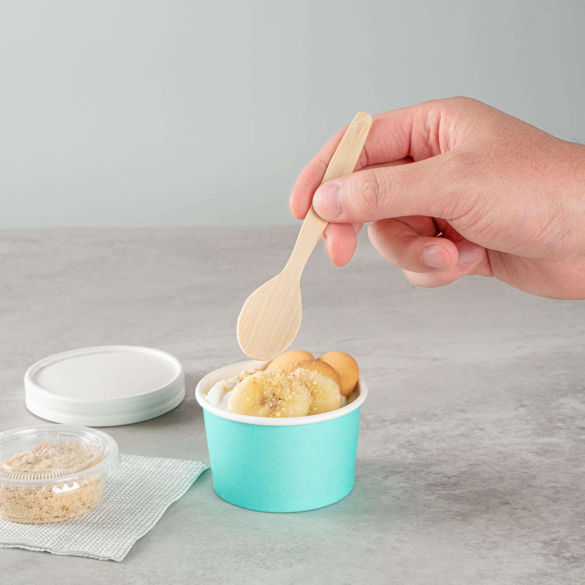 Restaurantware Coppetta 3-Unzen-Dessertbecher, 50 Einweg-Eisbecher - Deckel separat erhältlich, stabile, türkisfarbene Papier-FroYo-Schalen, gestreift, für heiße und kalte Speisen, perfekt für Gelato